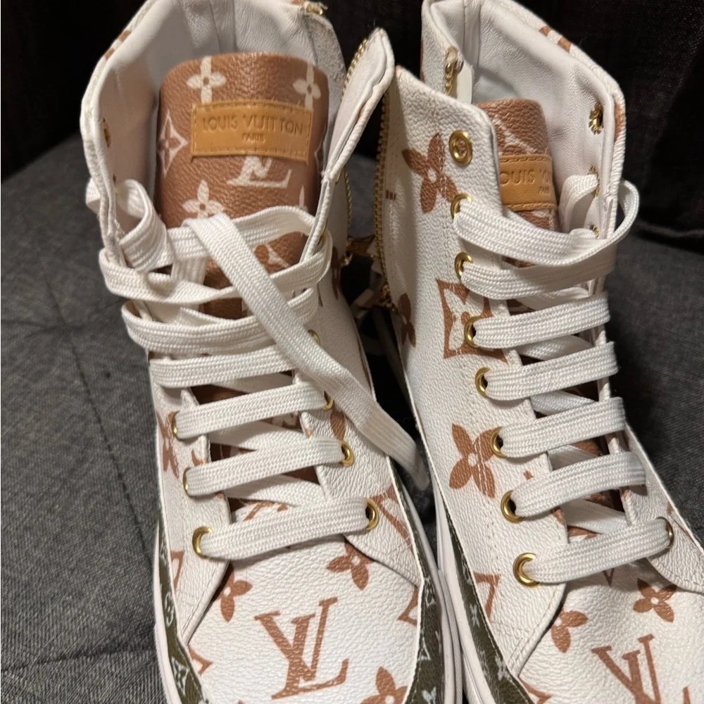 White and Brown Monogram Sneakers - Picture 2 of 3